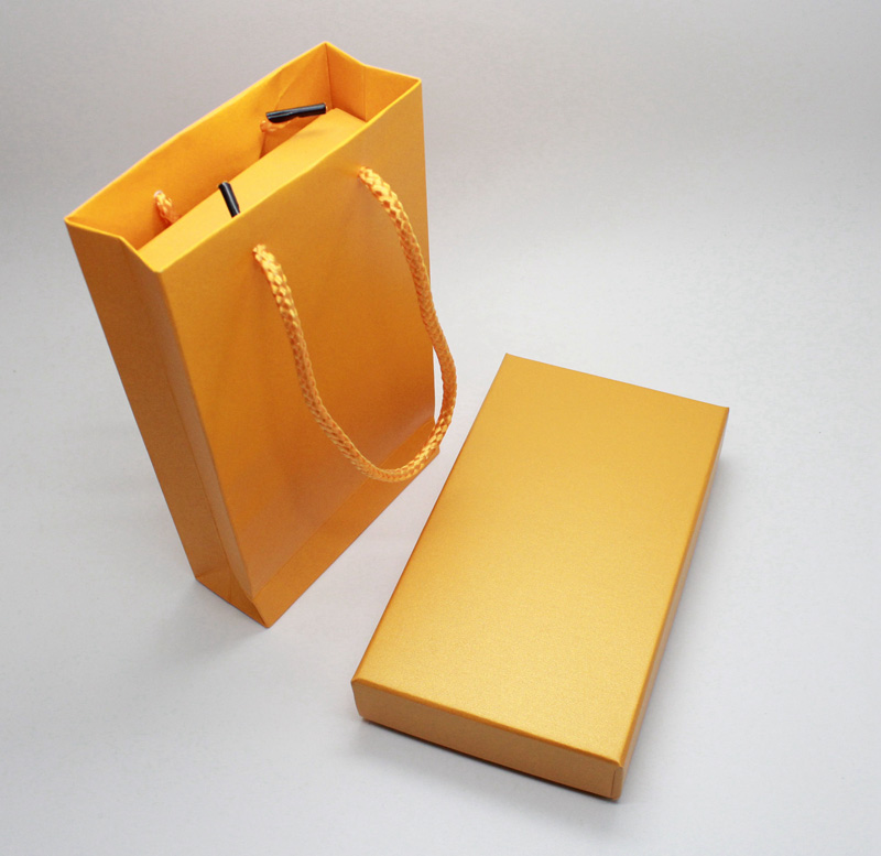 U盤16GB、筆黃金組合兩件套（水晶系列）