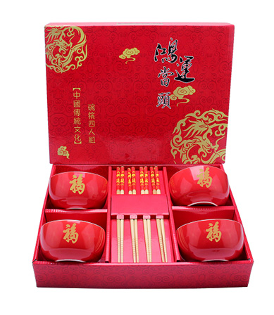 鴻運(yùn)當(dāng)頭“?！彼耐胨目晏籽b