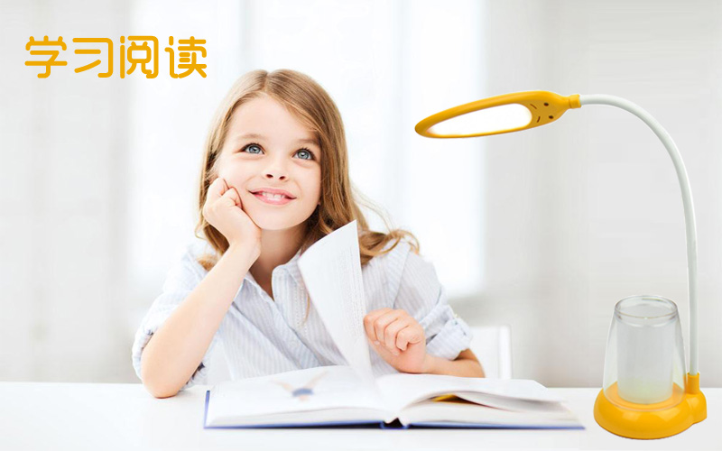 天鵝湖臺(tái)燈、筆筒