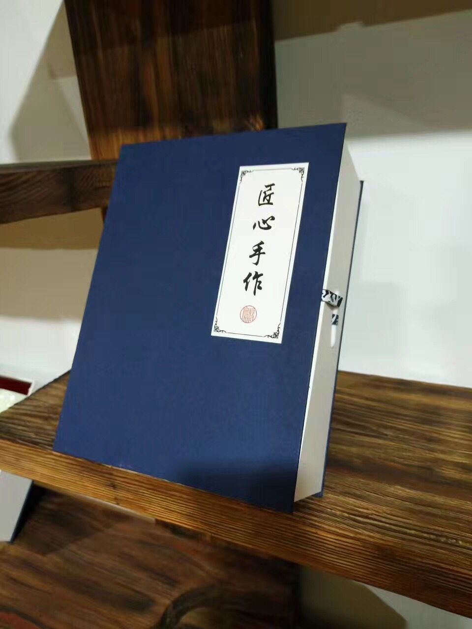 手繪白色美人杯、茶杯